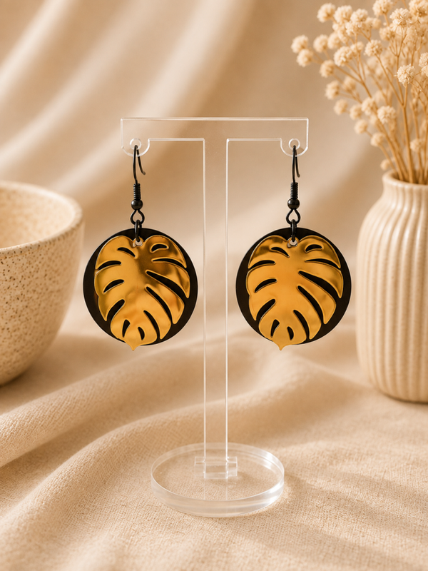 Monstera Goud Oorbellen – Zwart & Goud – 5 cm