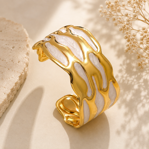 Ivory Glow Cuff Armband – 18K Verguld RVS