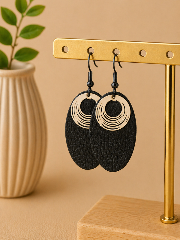 Zwarte Ovale Oorbellen met Witte Ring – Modern & Minimalistisch (ca. 5 cm)