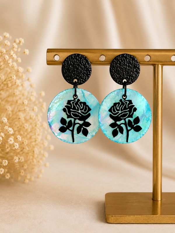 Elegante Oorbellen Zwart & Turquoise Roos – 4 cm