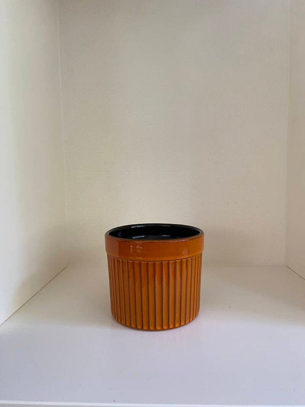 Vintage bloempot van Erica Keramiek (Holland, Hoogezand)