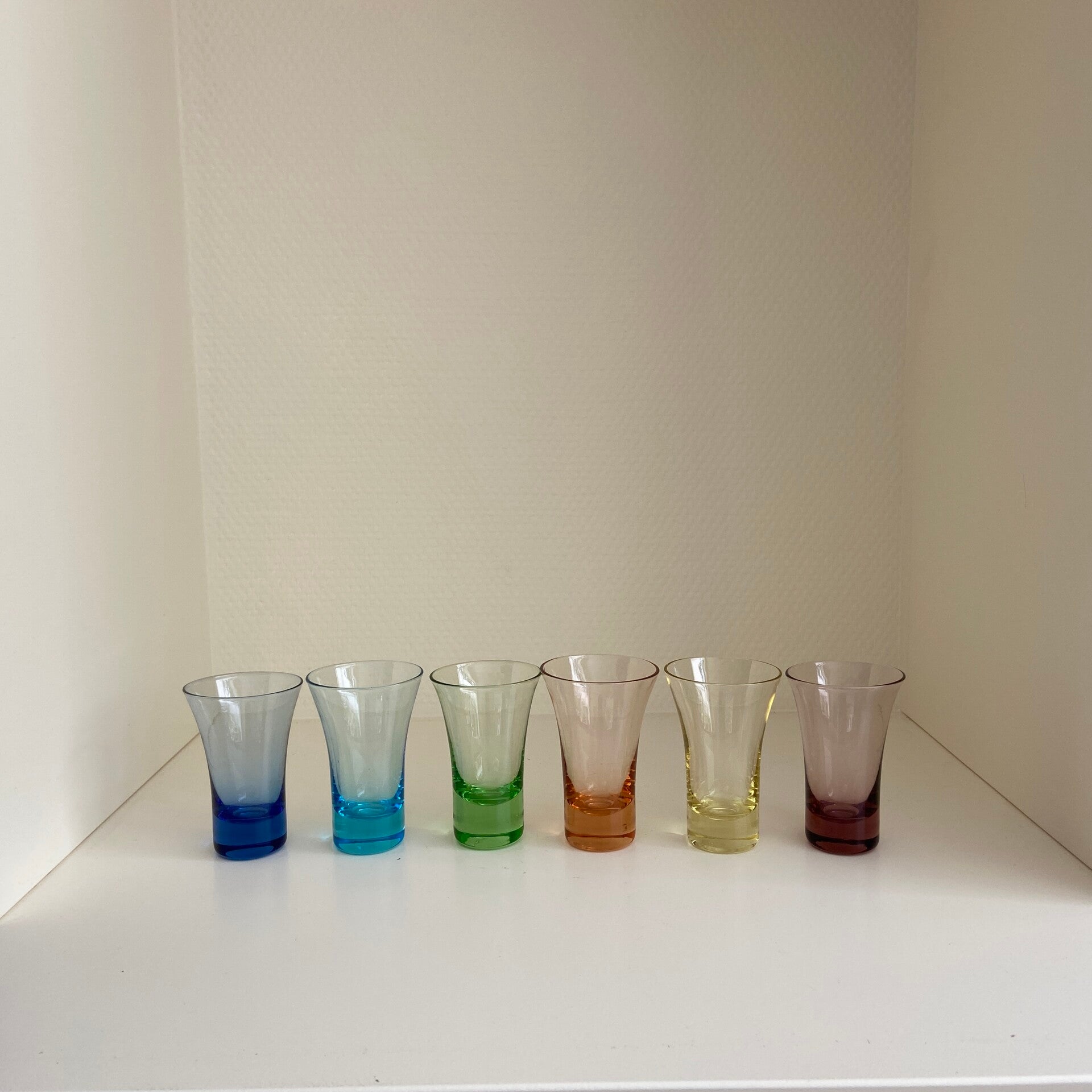 Set van 6 Franse gekleurde likeur/shotglazen