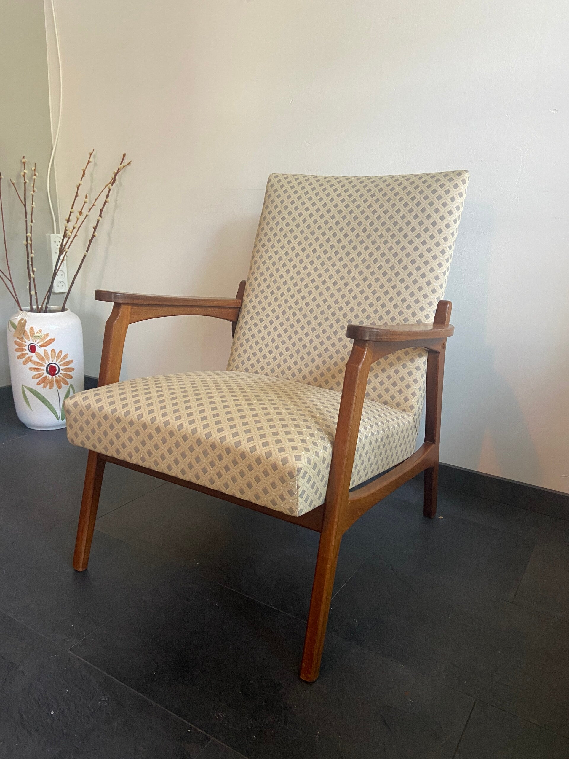 Vintage fauteuil, nieuw gestoffeerd