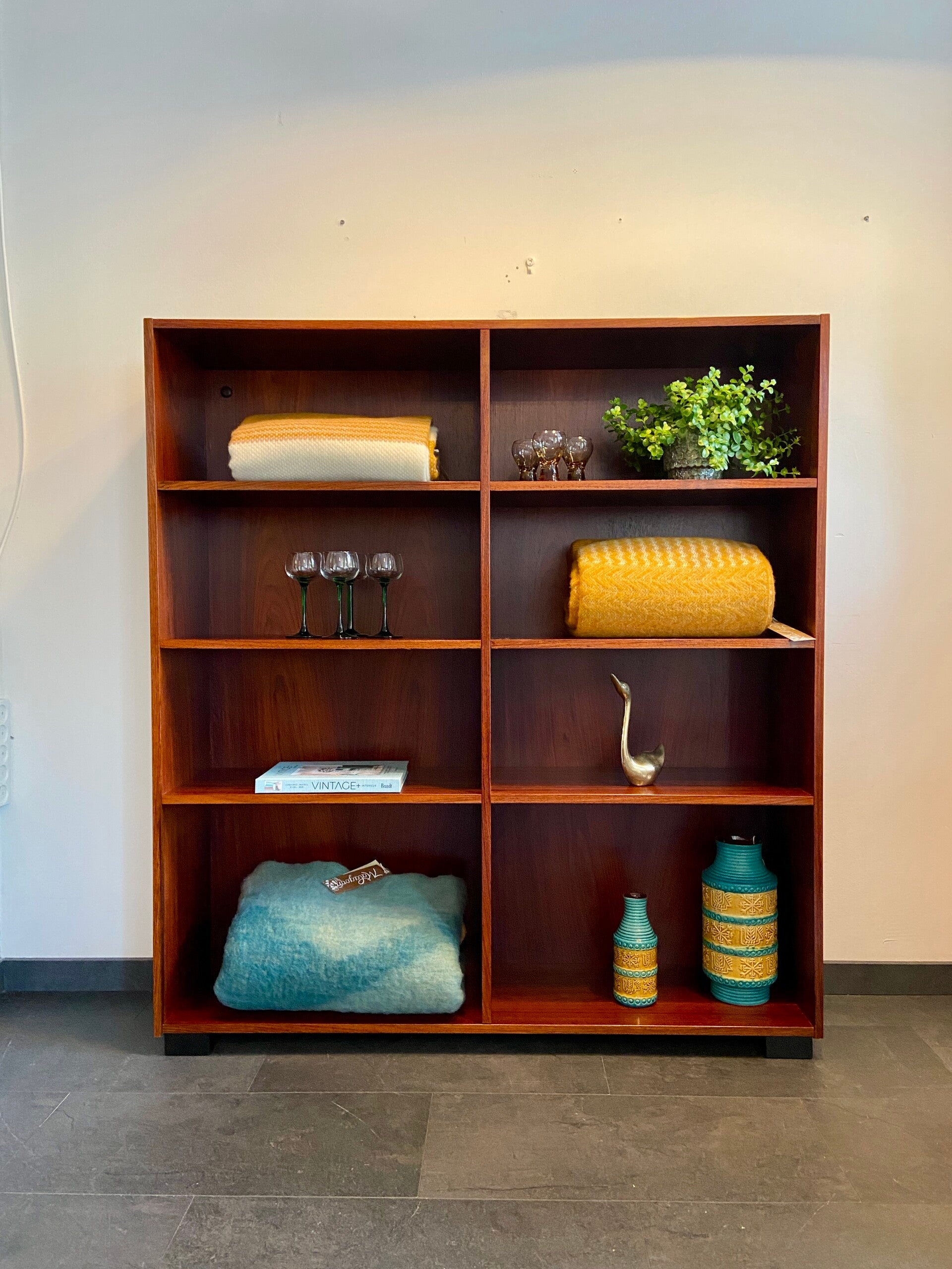 Vintage Deense boekenkast van palissander