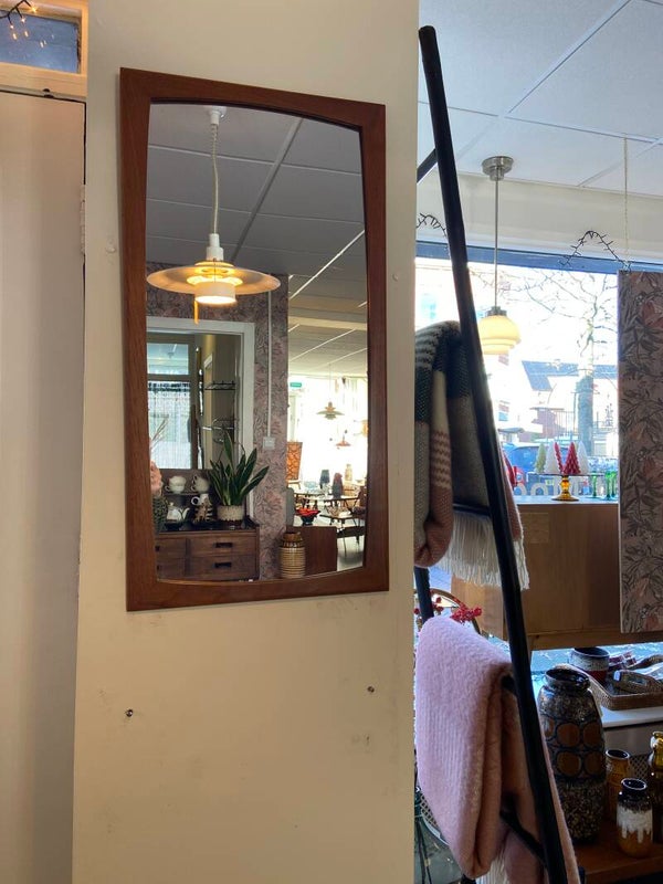 Vintage rechthoekige spiegel in teakhouten lijst