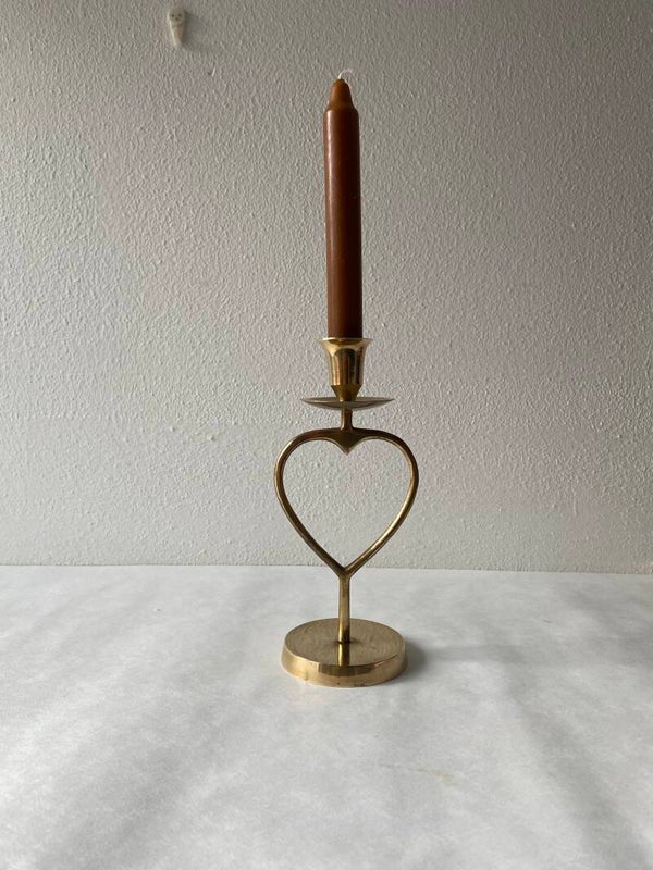 Messing kandelaar met hartvormige steel