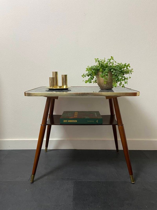 Vintage Bijzettafel met gemarmerd blad en ruimte voor tijdschriften