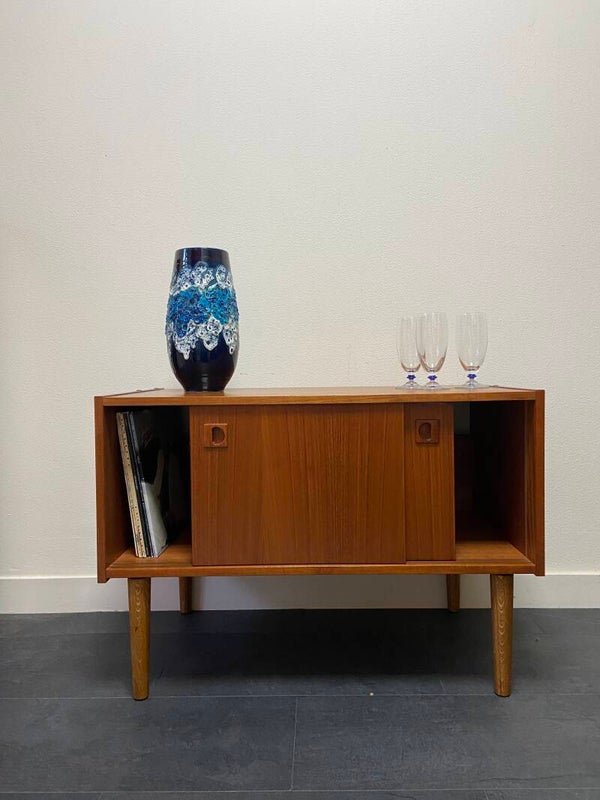 Vintage Deens laag dressoir/TV-meubel/platenkast