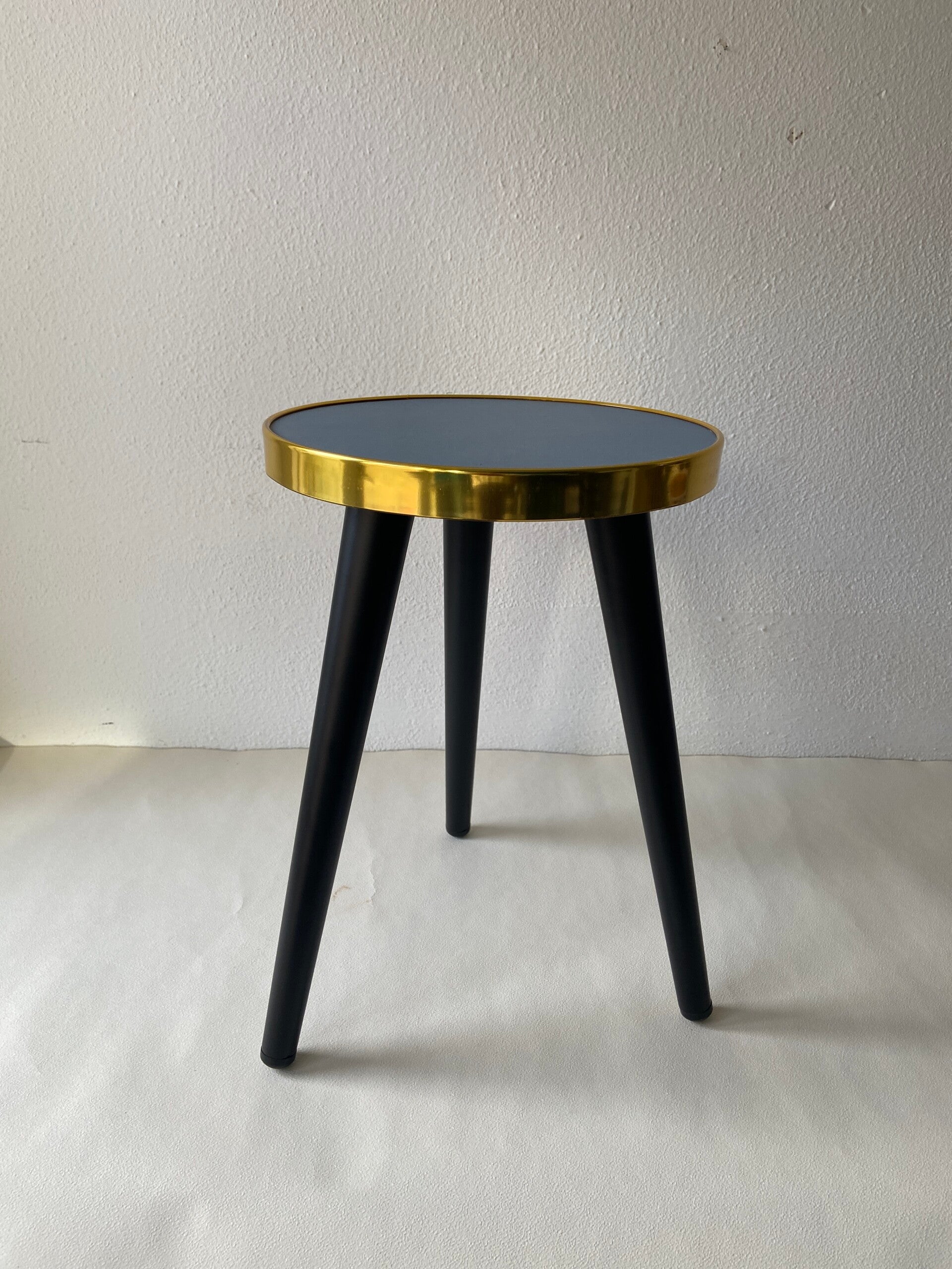 Retro plantentafeltje/bijzettafeltje lichtblauw blad