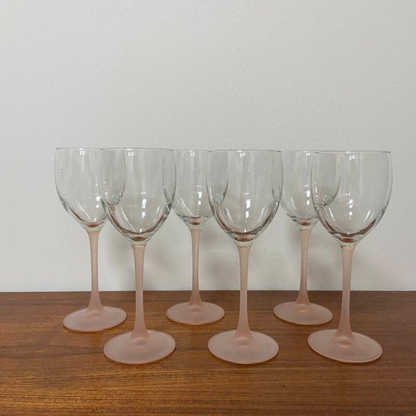 Set van 6 Franse witte wijnglazen met roze frosted steel en voet