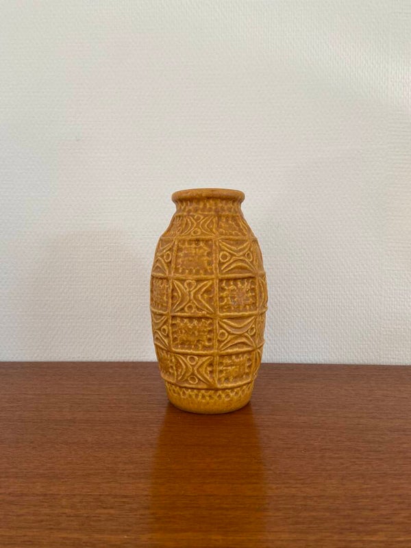 West Germany Bay vaas 60-20