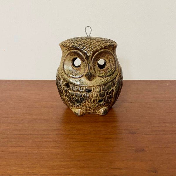 Vintage uiltje van keramiek met waxinelichthouder