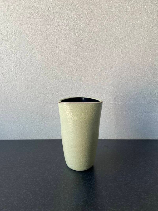 Vintage Ravelli vaas in zachtgeel nummer 17-3