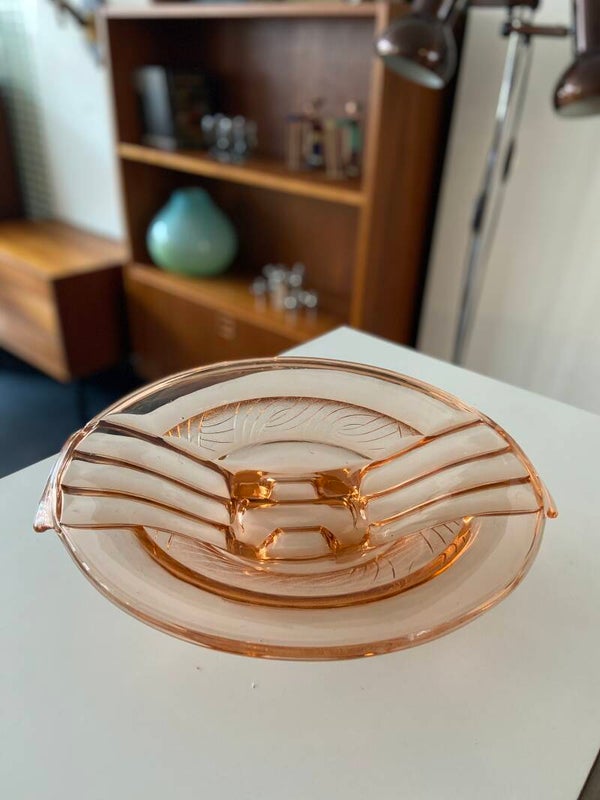 Art Deco schaal roze glas van Walther & Söhne, 1937