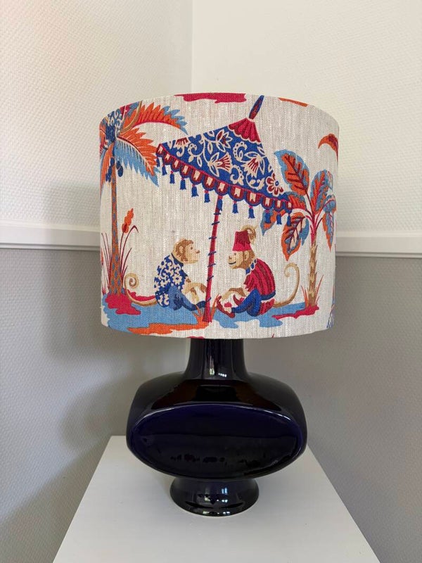 Lampenkap met aapjes patroon in ecru/blauw/rood