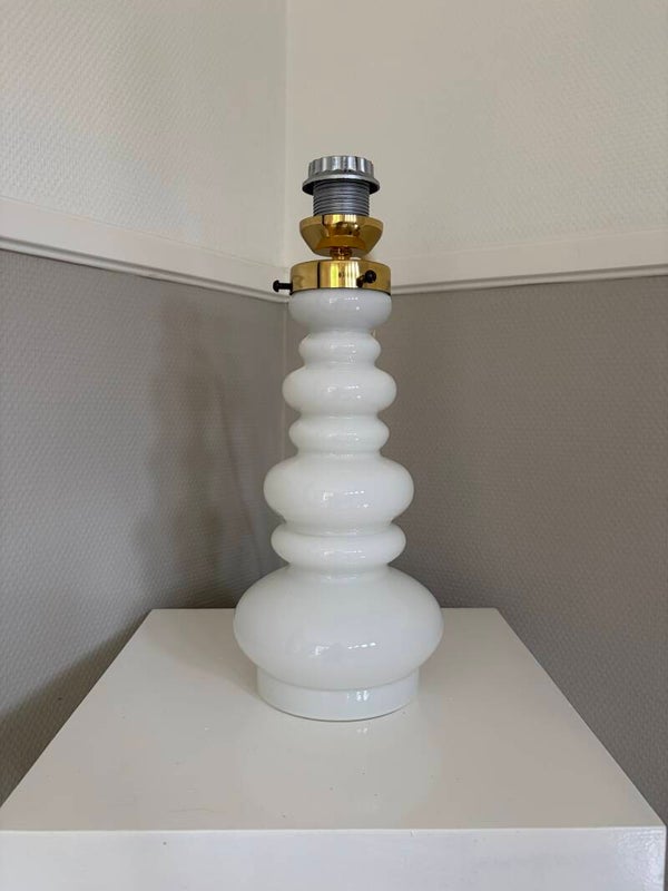 Vintage Duitse lampvoet van wit opalineglas