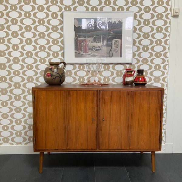 Vintage Deens kastje/compact dressoir van Hundevad