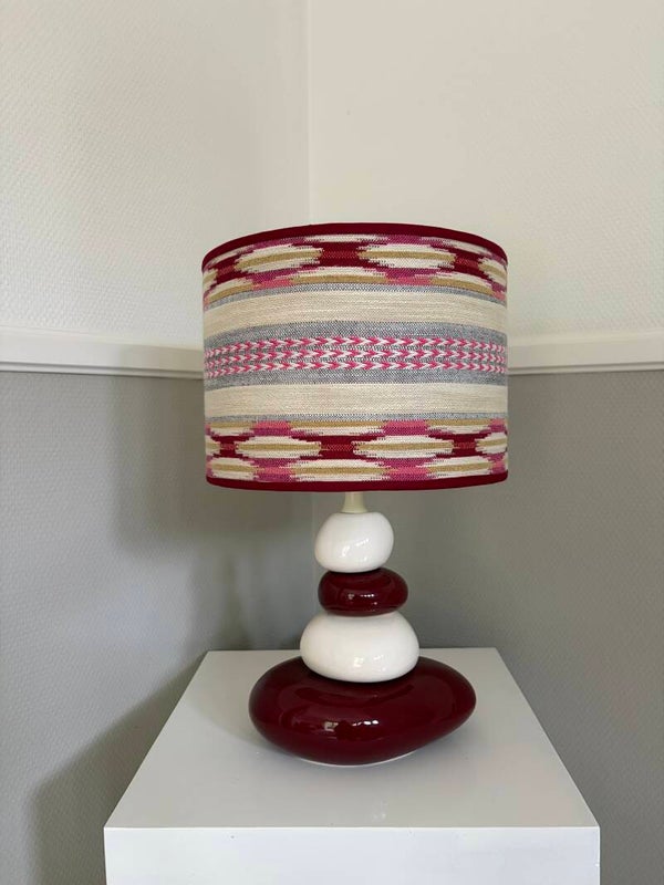 Pebblestone lampvoet in wit en bordeauxrood aardewerk, jaren '70/'80