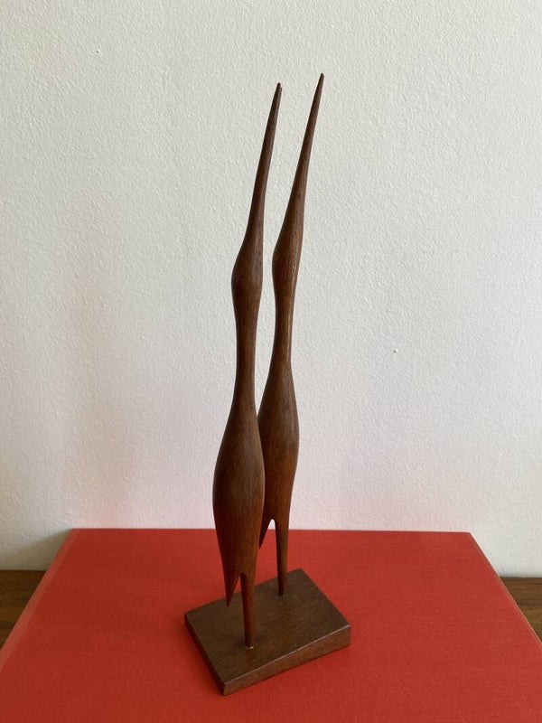 Twee vogels van teakhout op een sokkel, jaren '50-'60