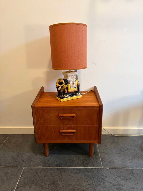 Compact nachtkastje teak met 2 laden