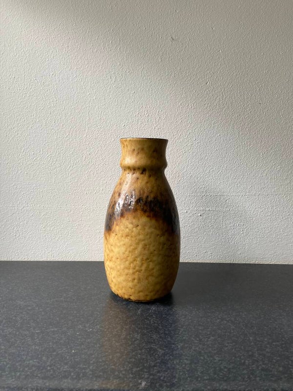 West Germany Bay vaas 70-30