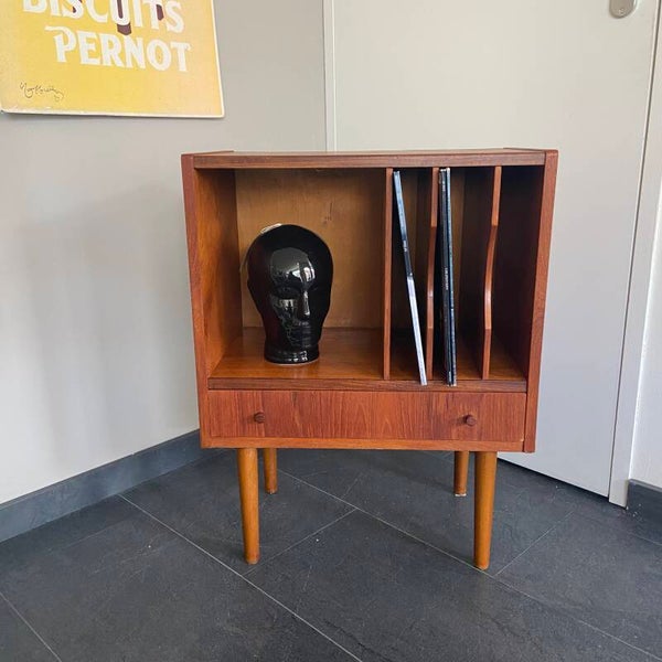 Vintage Deens teak platenkastje