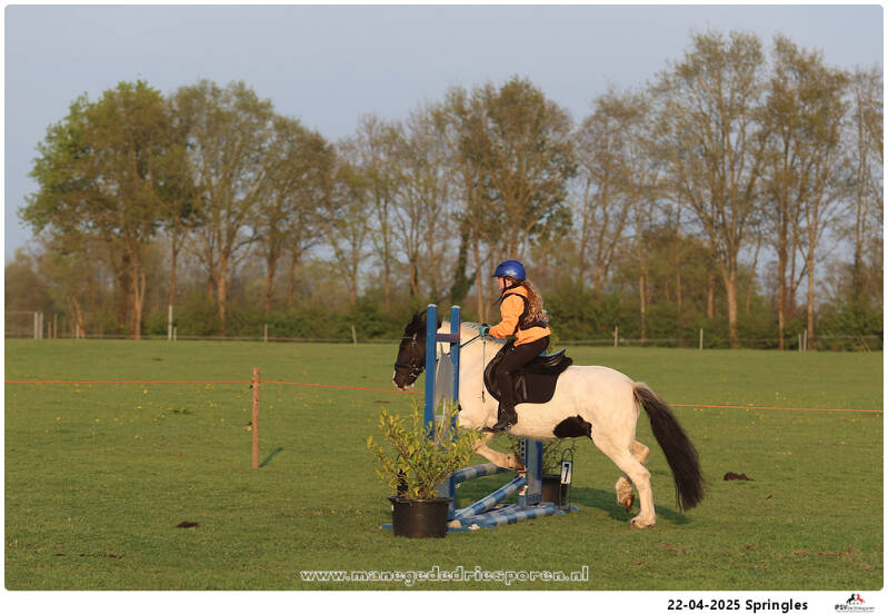 22-04-2025-springen-psv-de-driesporen-10-standard.jpg