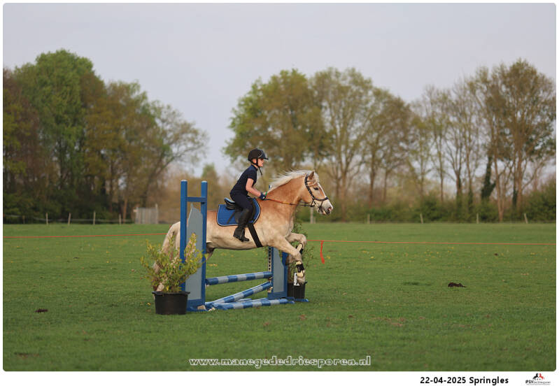 22-04-2025-springen-psv-de-driesporen-20-standard.jpg