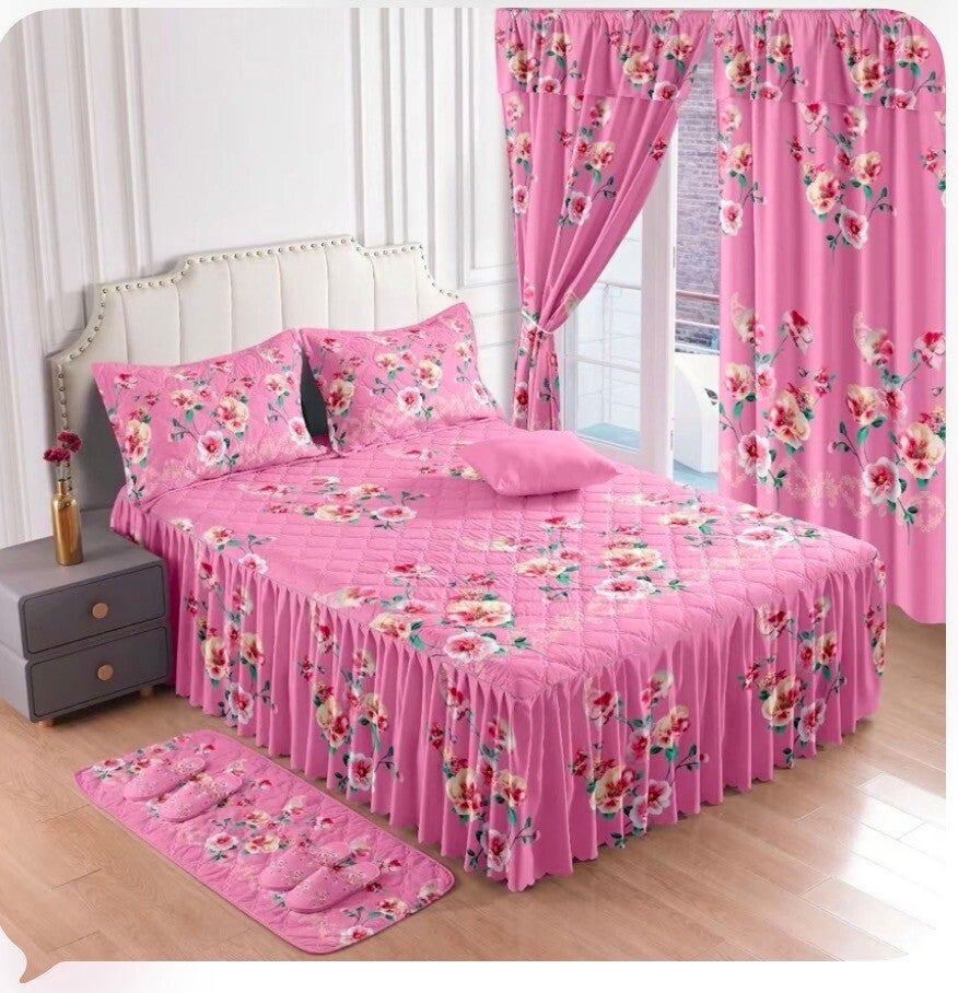 Pink Floral Bedding & Curtain Set.