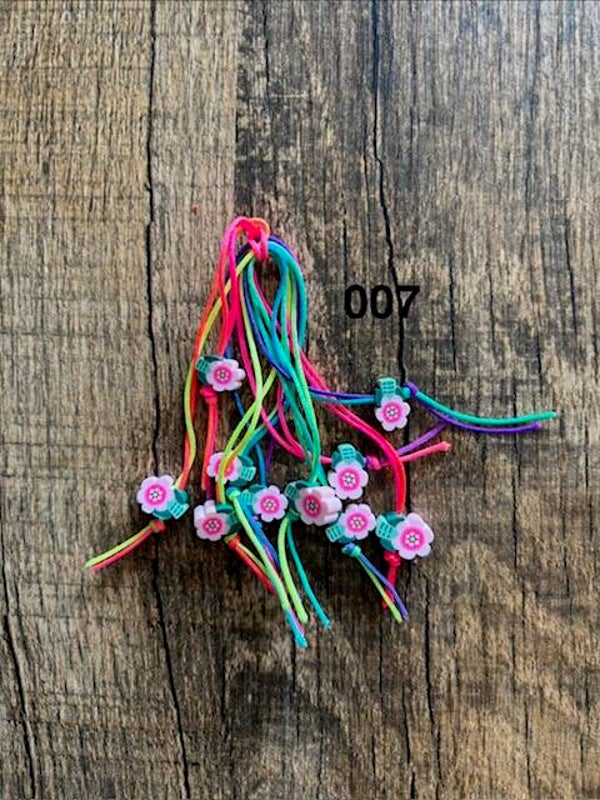 Halsbandhanger Bloemen (3)