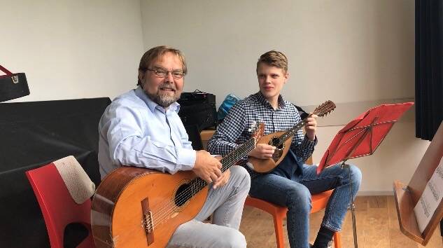 alex timmerman gitaar en mandoline