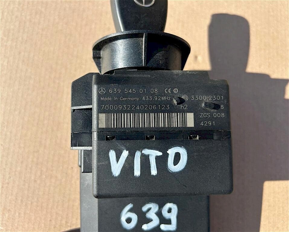 mercedes vito w639 wit in werkplaats voor aanzicht