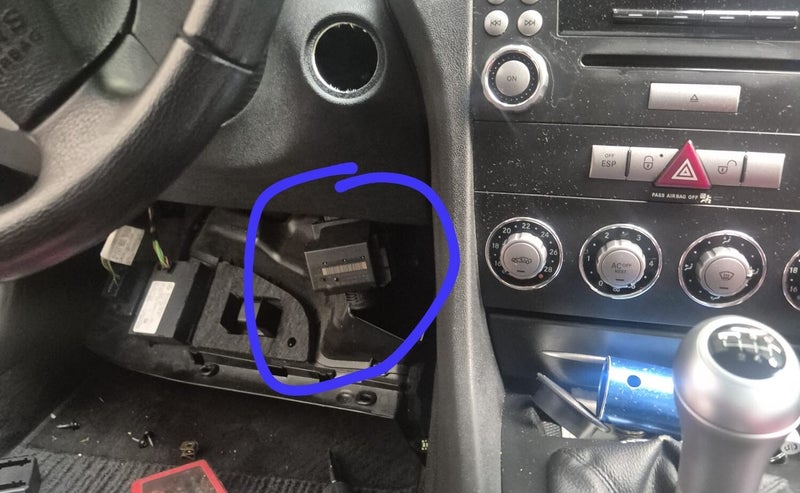 demonteren van contactslot mercedes slk R171 2004