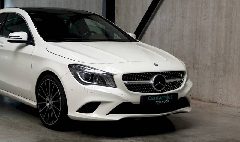 Mercedes CLA wit voorkant