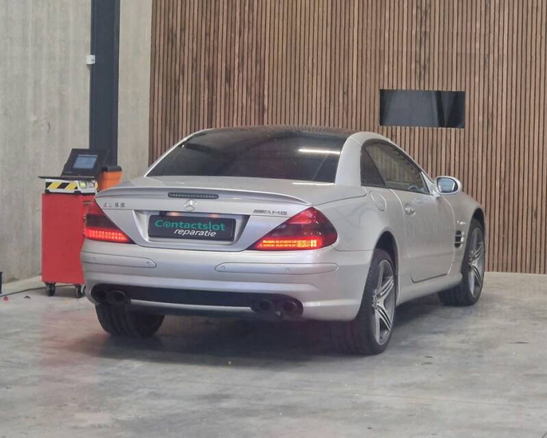 mercedes SL bouwjaar 2005 zilver