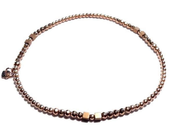 flexbracelet 2 mm rosé gold with Hematite cube beads BFR212