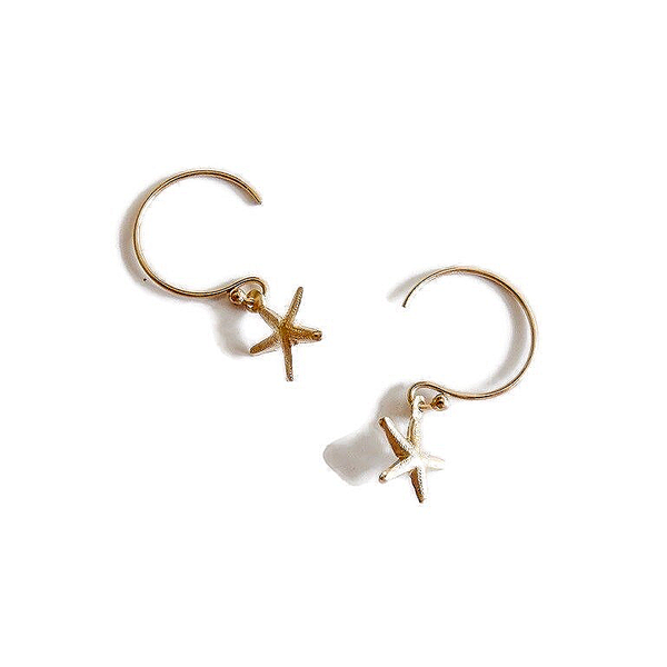 13 mm circle ball end earrings with a 8 mm starfish charm EB1759