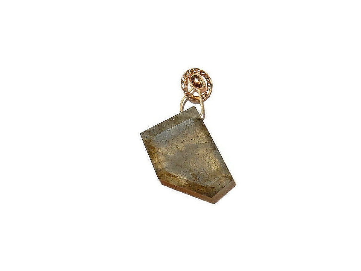 charm irregular shaped labradorite CHG3108