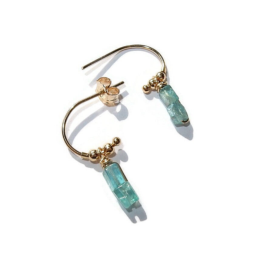 studs with handwrapped Apatite cubes EG3234