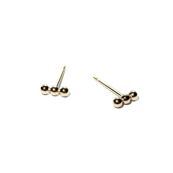 studs 3 mini balls S2496