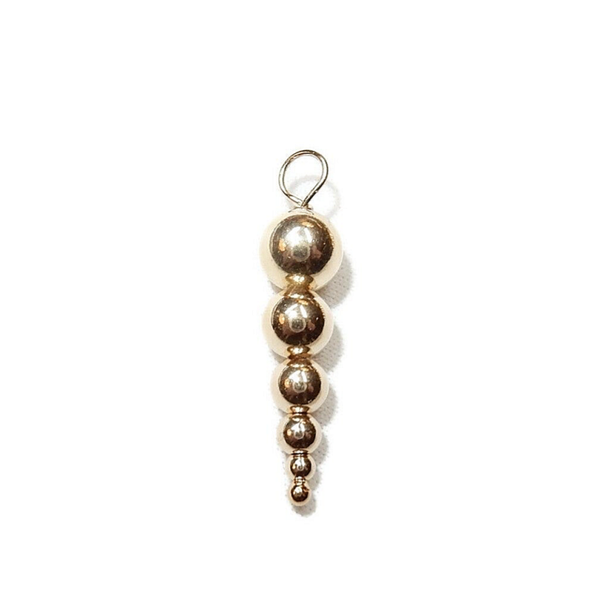 charm with 2-6 mm goldfilled beads CH3464
