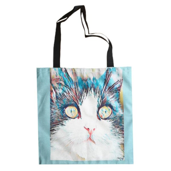 Shopper 'Staring Mauwt"