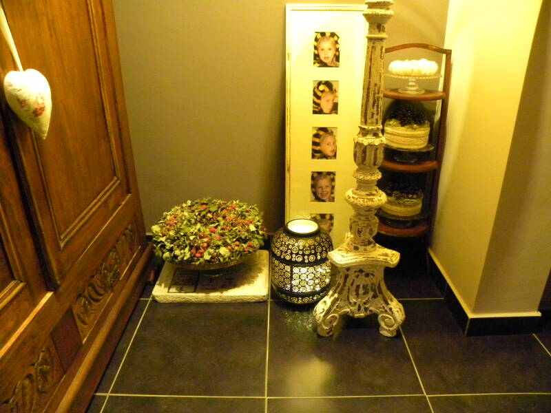 Ellipsvormige lantaarn met stervormige perforatie