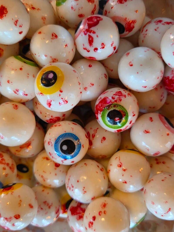 Spooky eyes gumballs