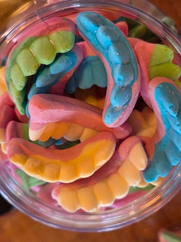Foam dentures