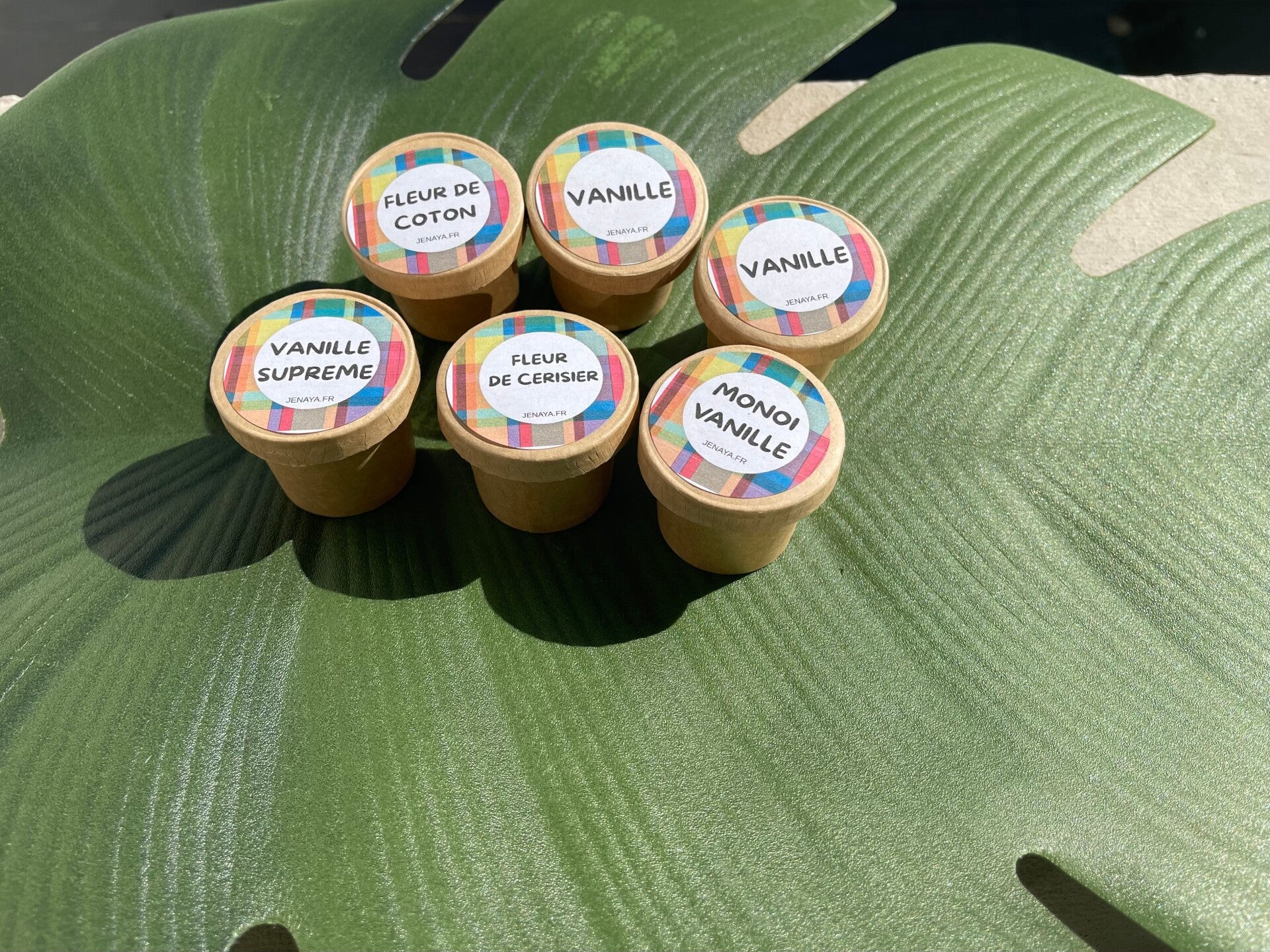 Abonnement mensuel de 6 fondants parfumés et 12 bougie chauffe plat