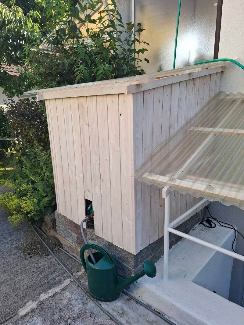 100 lt Regenwassertank-Verkeidung