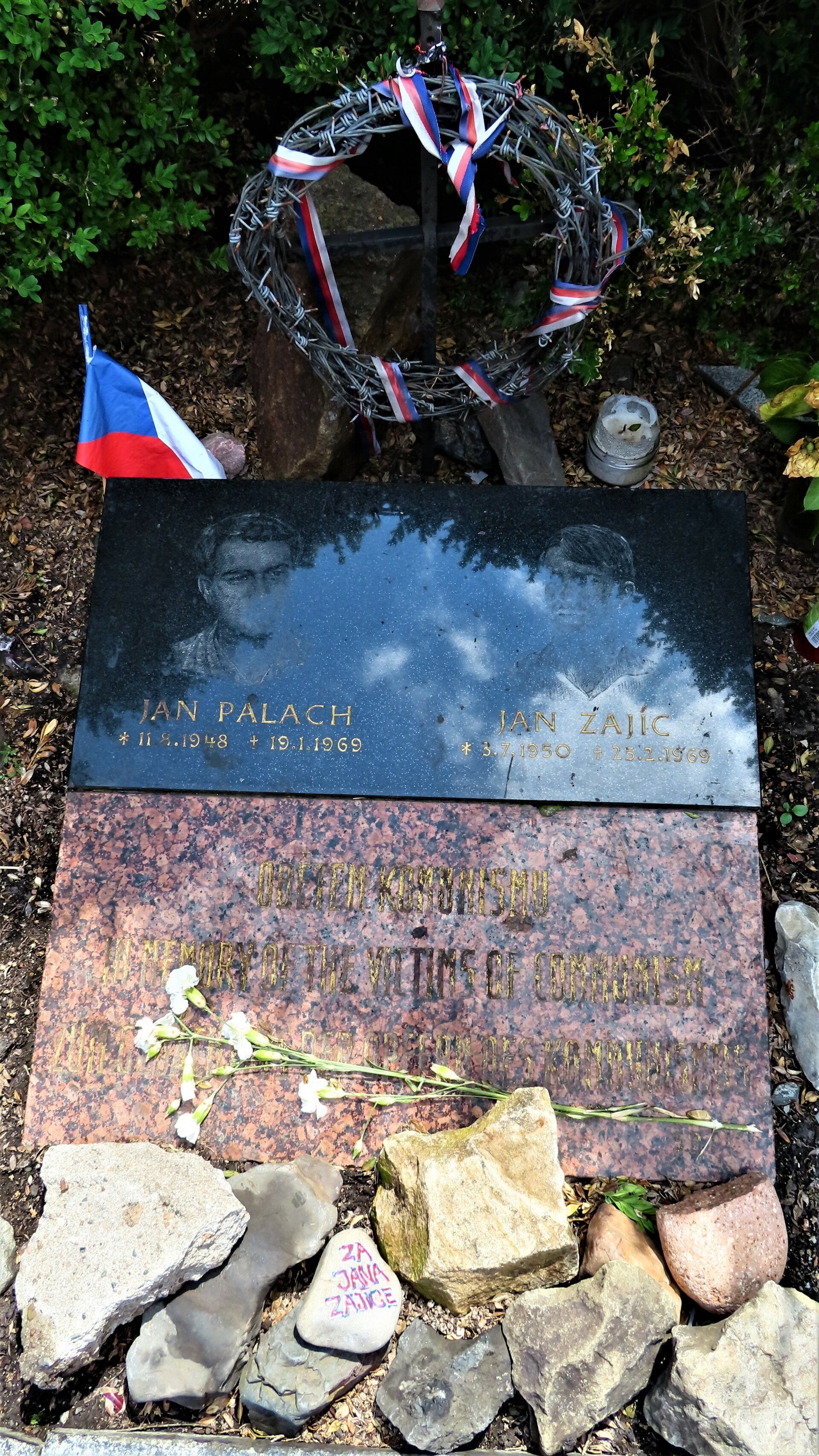 Monument ter nagedachtenis aan Jan Palch en Jan Zajic