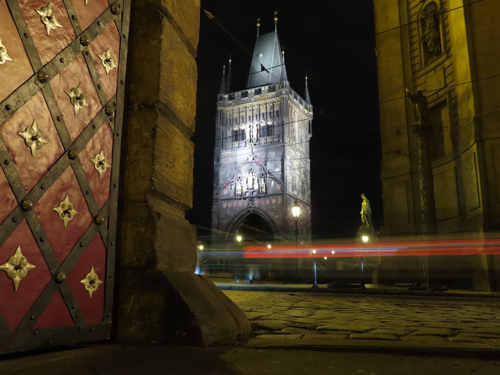 karelsbrug-clementinum-toren-mooi-donker-nacht-2-standard.jpg