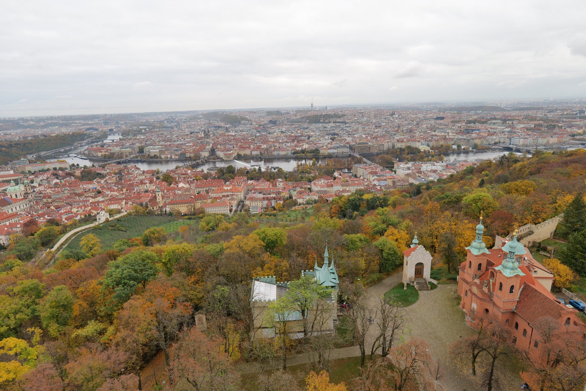 Uitzicht vanaf de Petrin uitkijktoren